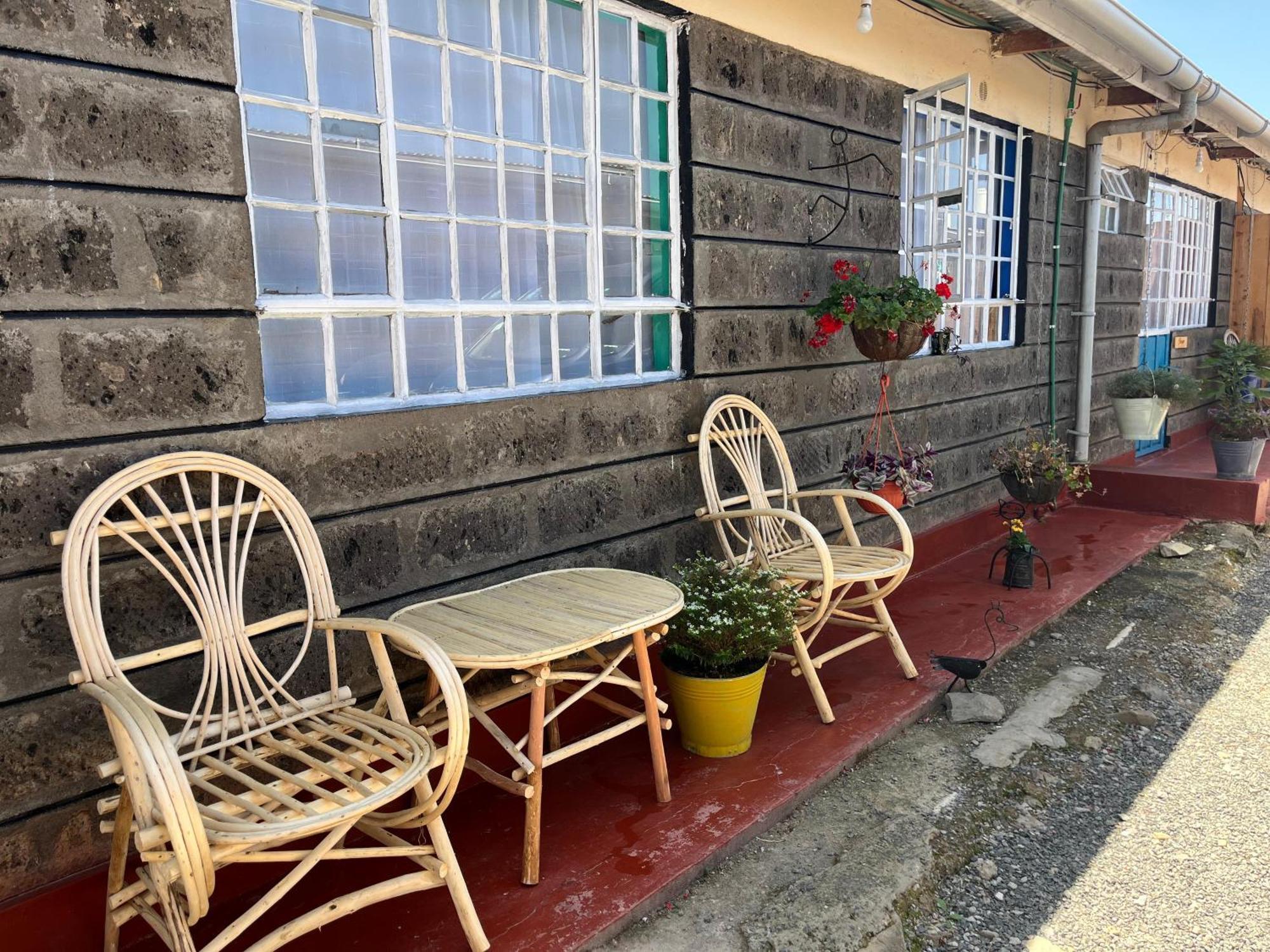 Rafiki House Hotel Нанюки Екстериор снимка